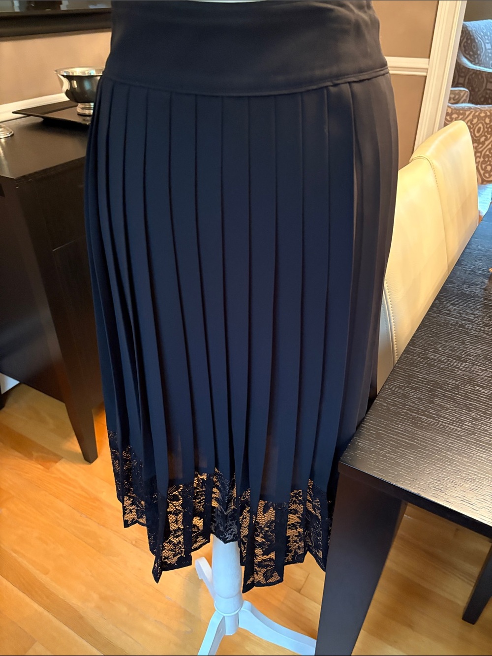 Express Black Pleated Midi Skirt with Lace Trim - Picture 2 of 6